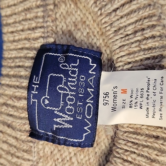 Vintage Woolrich Sweater - Picture 8 of 8